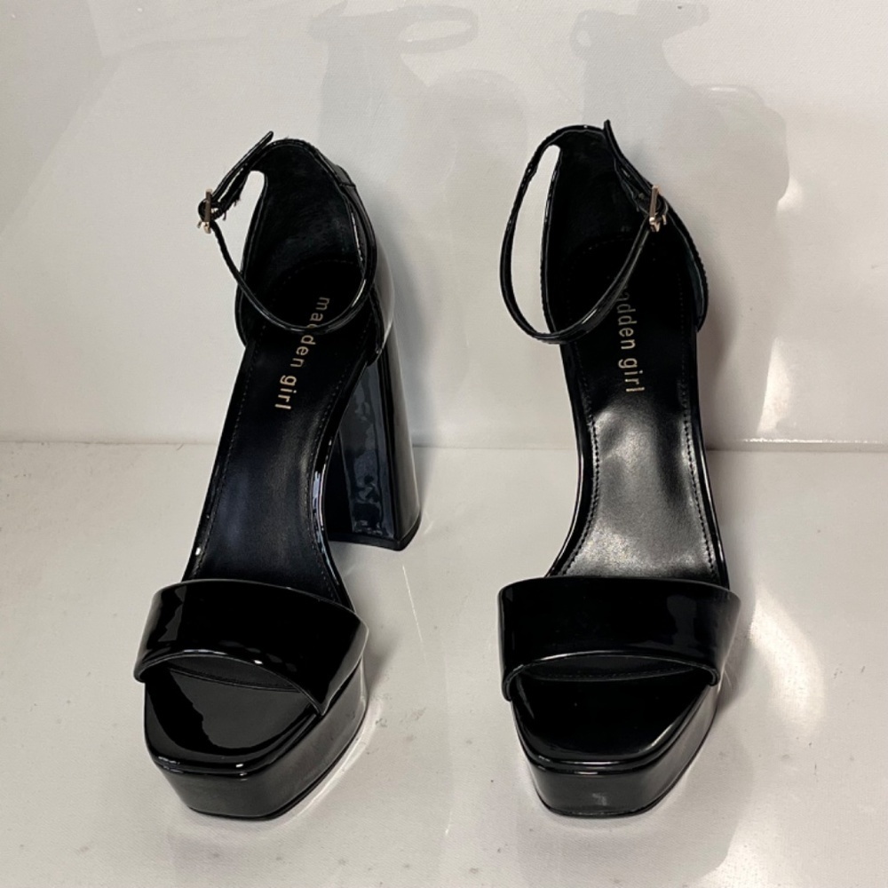 Madden Girl Omeg Square-toe ankle-strap platform Two-Piece Platform Sandals - Picture 3 of 7